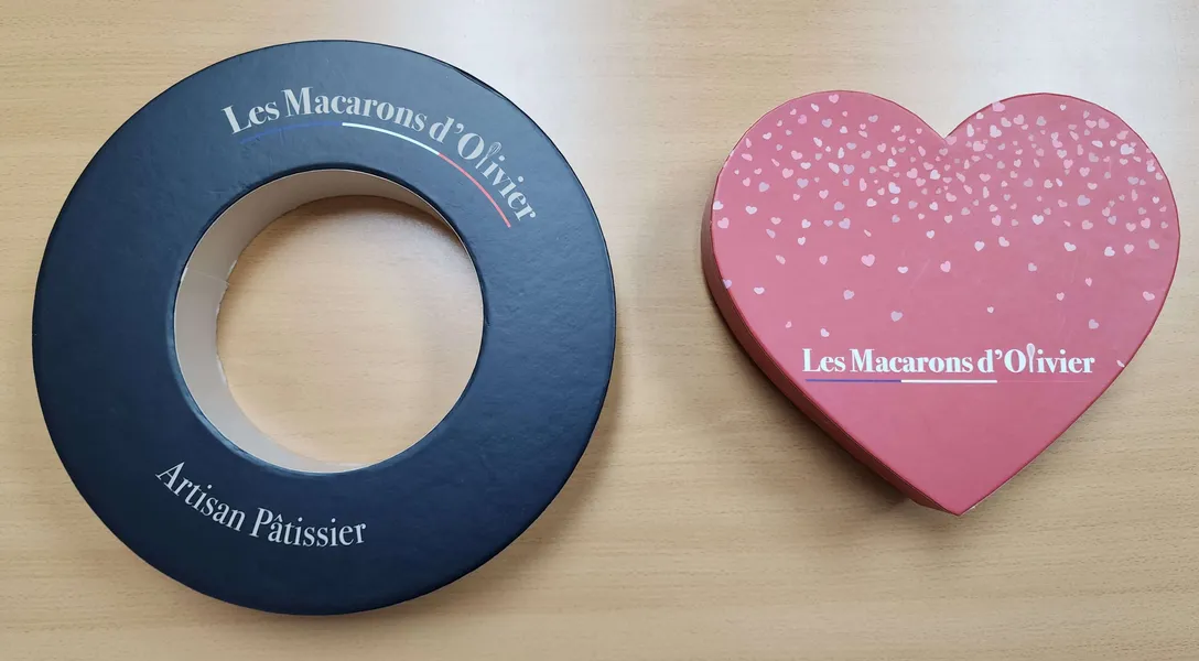 /src/assets/giftBoxes/macaron_box8.jpg photo