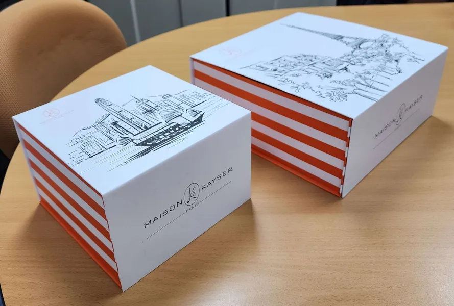 /src/assets/foldingGiftBoxes/maison_kayser2.jpg photo