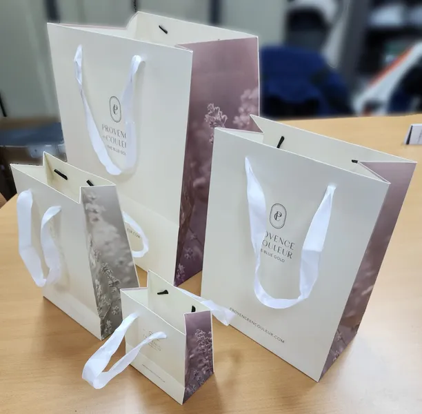 Gift bags photo