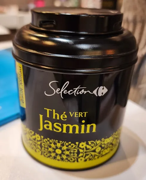 /src/assets/tinBoxes/selection_box1.jpg photo