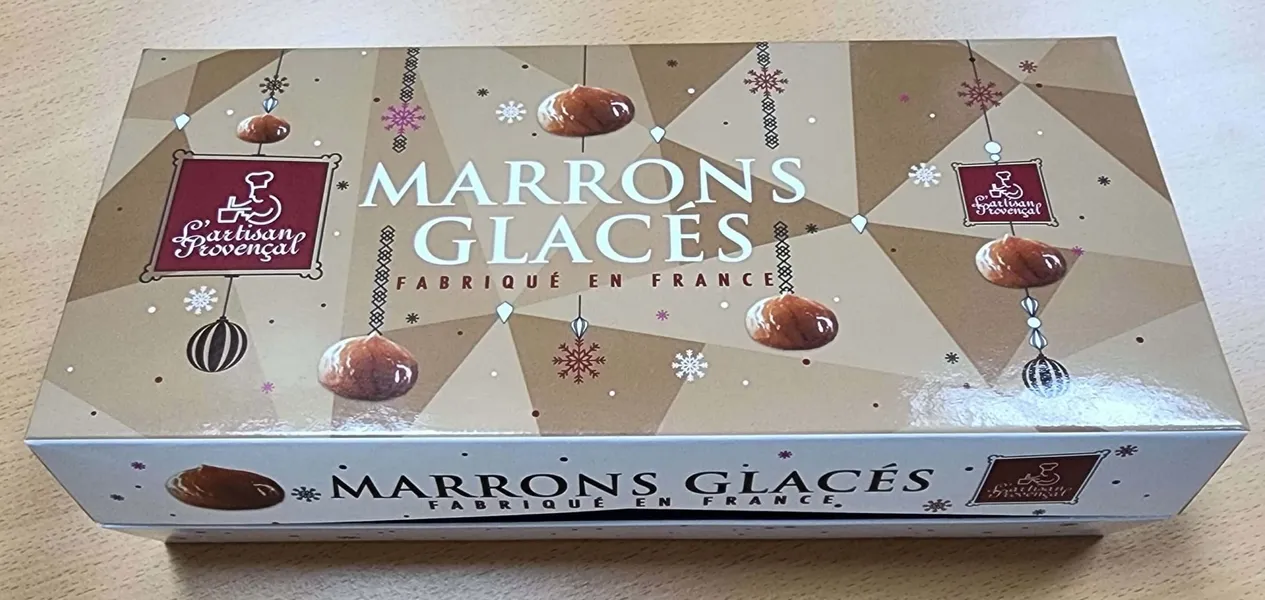/src/assets/giftBoxes/small_macaron_box15.jpg photo