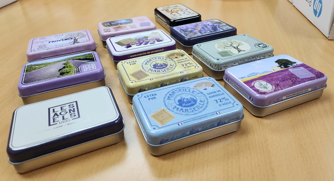 Tin boxes photo