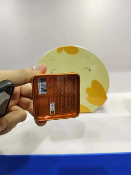 /src/assets/tinBoxes/tour_eiffel_2.jpg photo